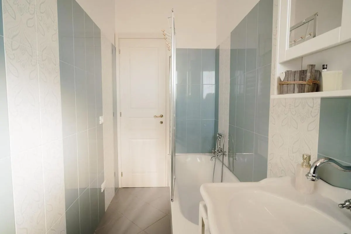 Apartment Dream Vacation Suites Rome Italy