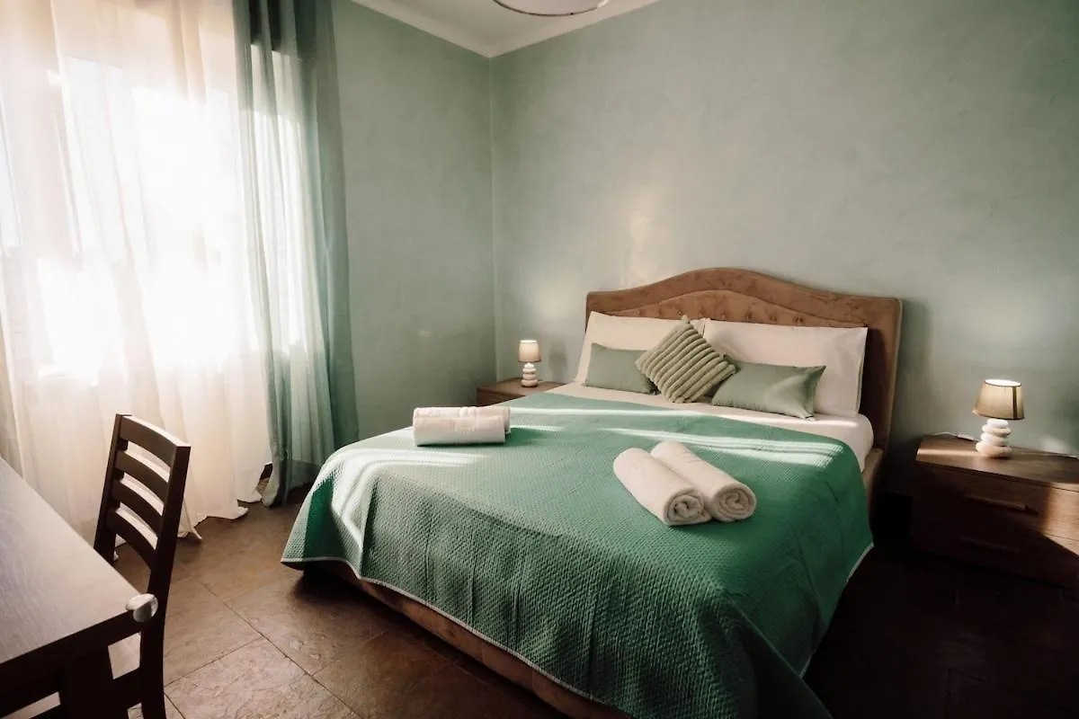 Dream Vacation Suites Rome 0*,