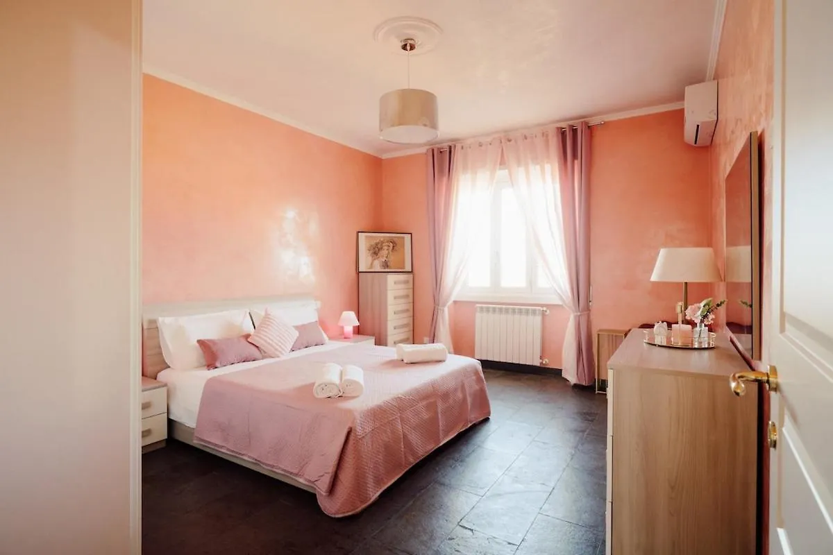 Dream Vacation Suites Řím 0*,